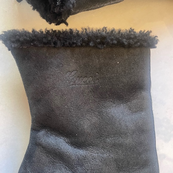 Gucci women’s Montana shearling boots, gold studs. Size 8, excellent condition - Picture 13 of 14